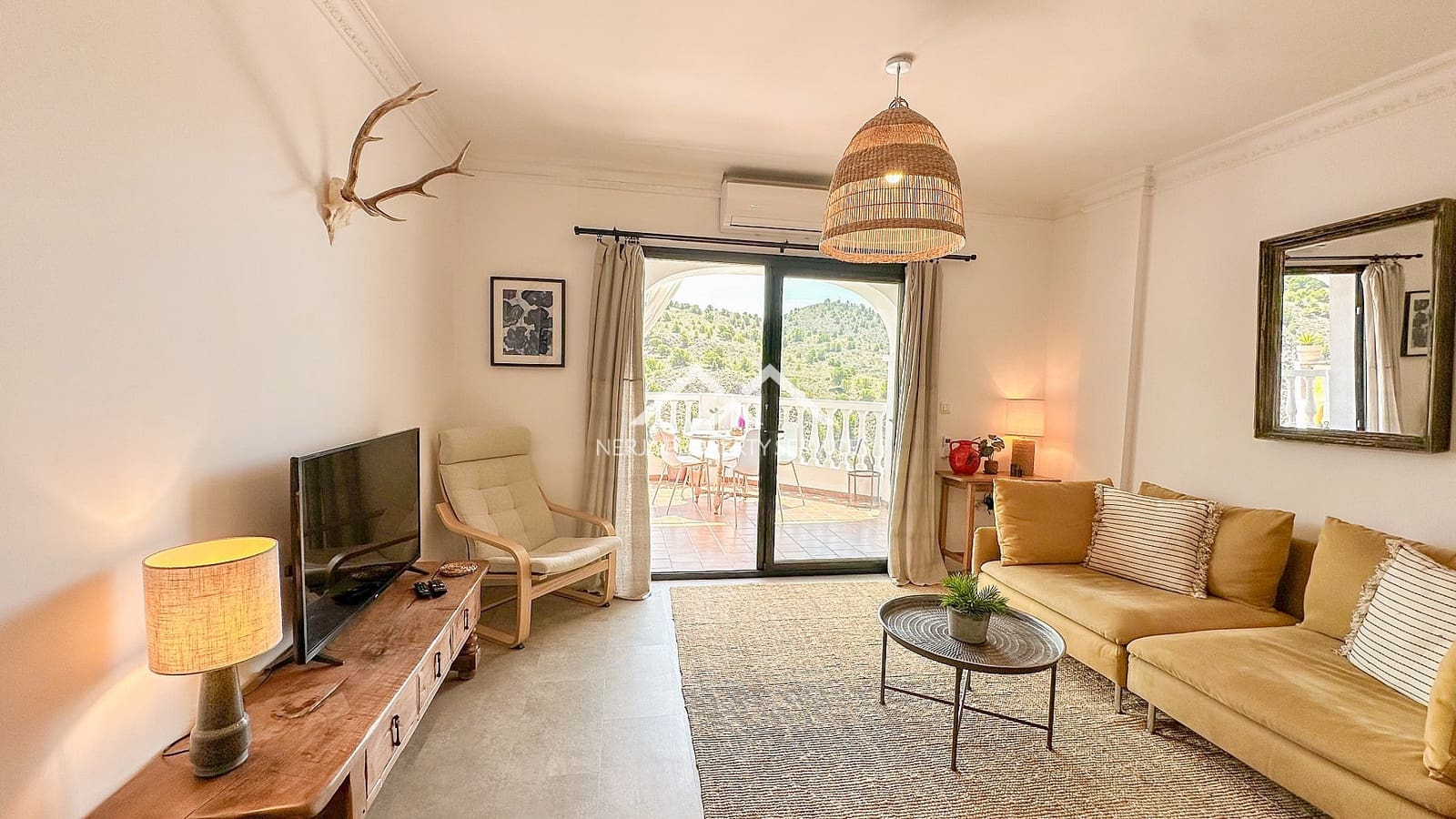 3 bedroom Apartment for sale in Frigiliana with pool garage - € 365,000 (Ref: 9928045)