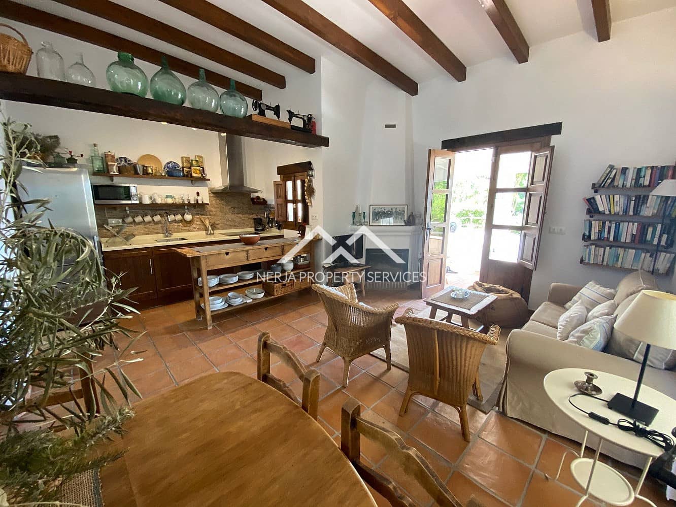 2 sovrum Hus till salu i Frigiliana med pool garage - 699 000 € (Ref: 9950729)