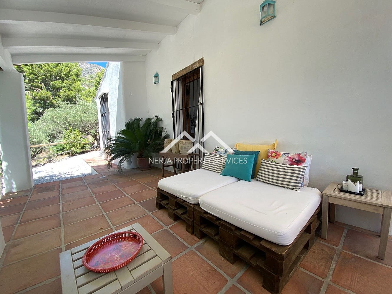 2 sovrum Hus till salu i Frigiliana med pool garage - 699 000 € (Ref: 9950729)