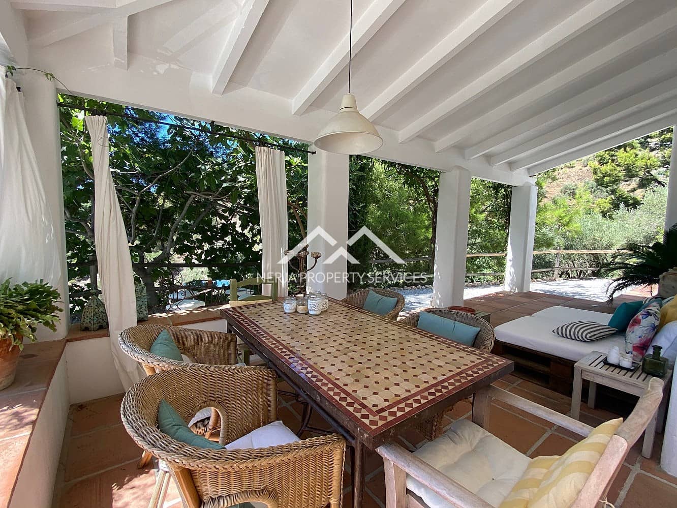 2 sovrum Hus till salu i Frigiliana med pool garage - 699 000 € (Ref: 9950729)