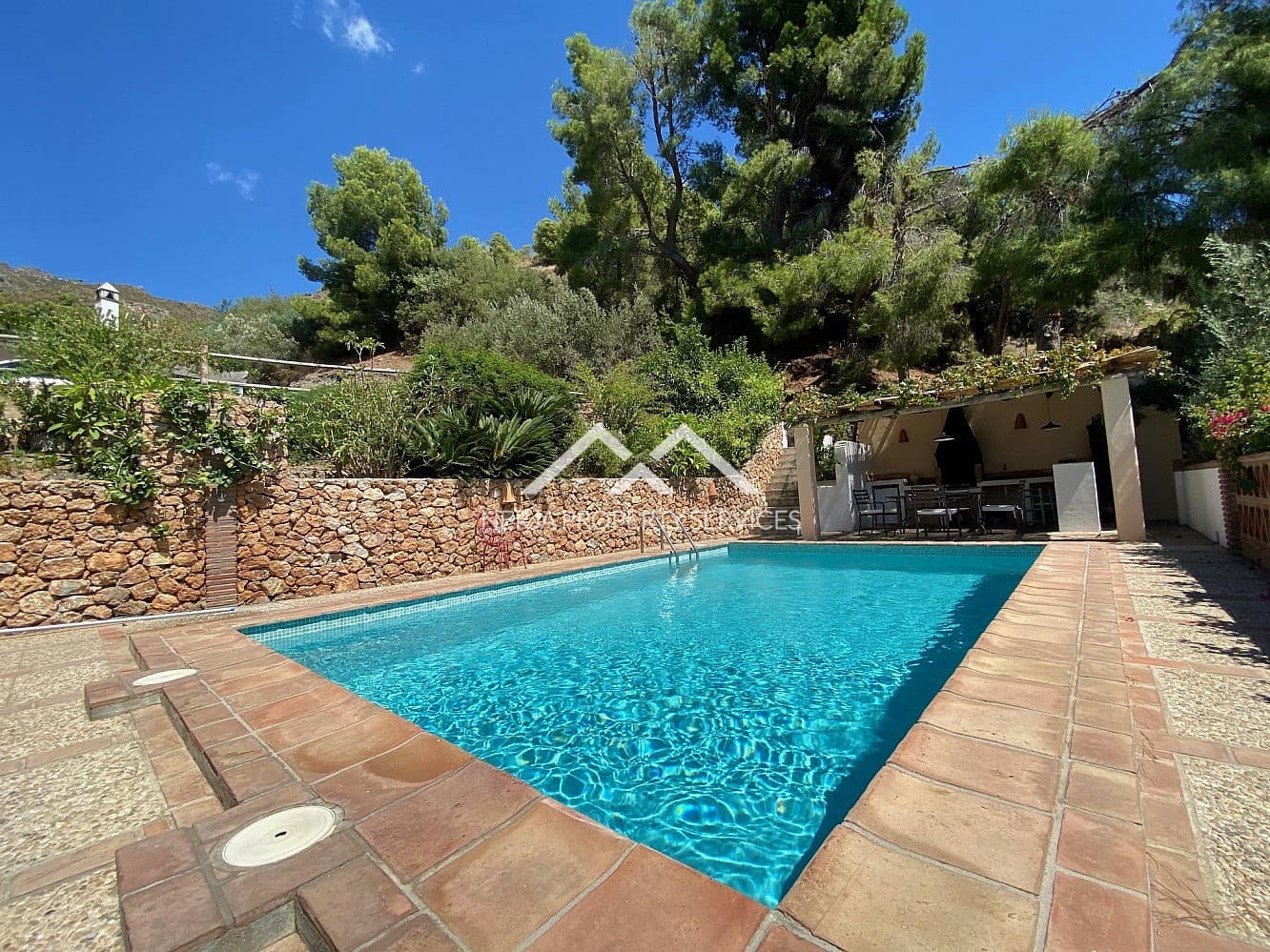 2 sovrum Hus till salu i Frigiliana med pool garage - 699 000 € (Ref: 9950729)