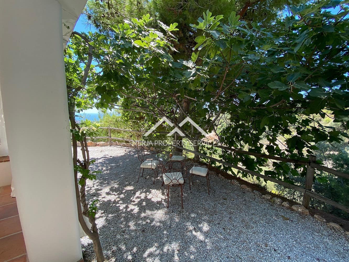 2 sovrum Hus till salu i Frigiliana med pool garage - 699 000 € (Ref: 9950729)