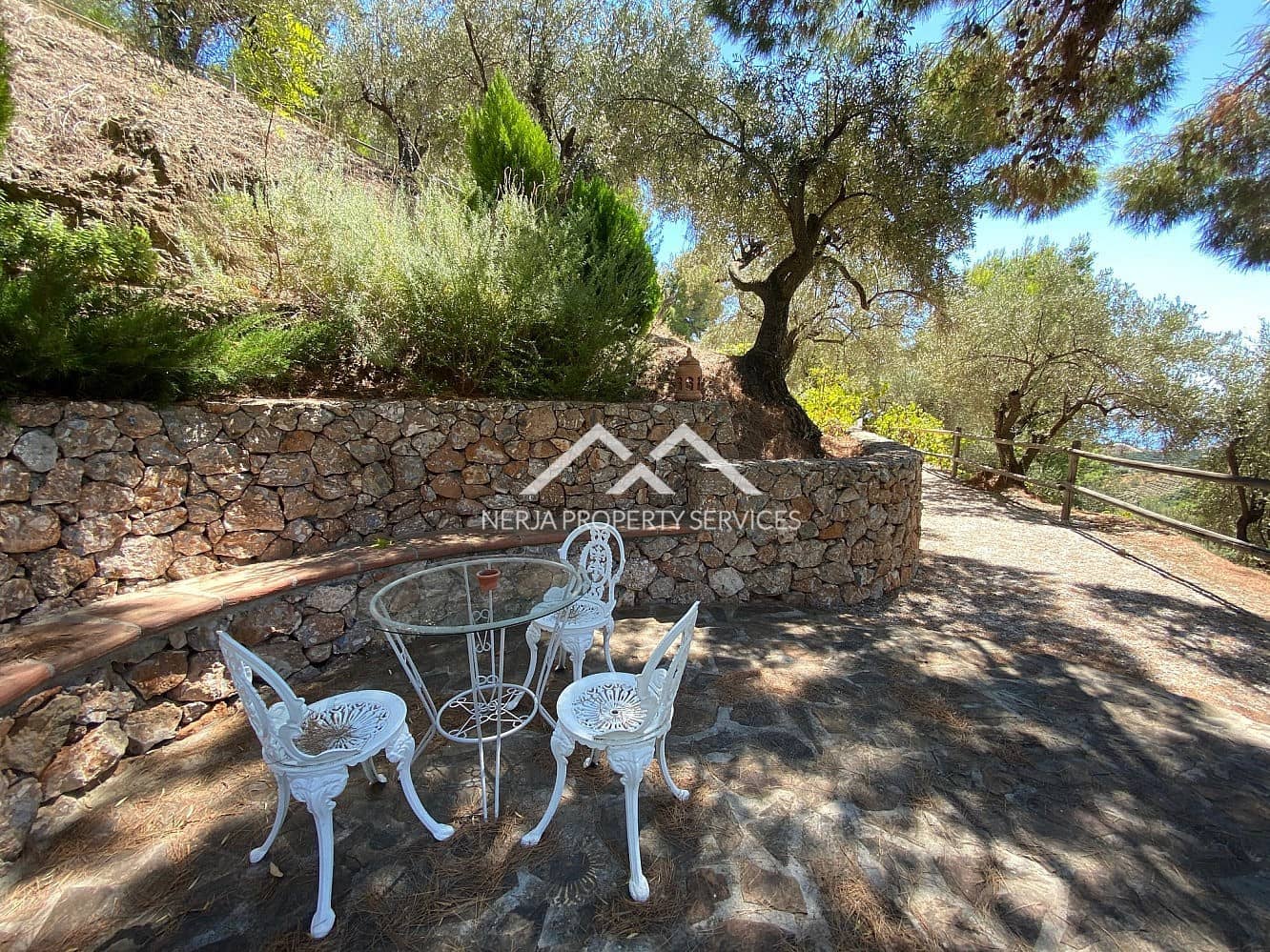 2 sovrum Hus till salu i Frigiliana med pool garage - 699 000 € (Ref: 9950729)
