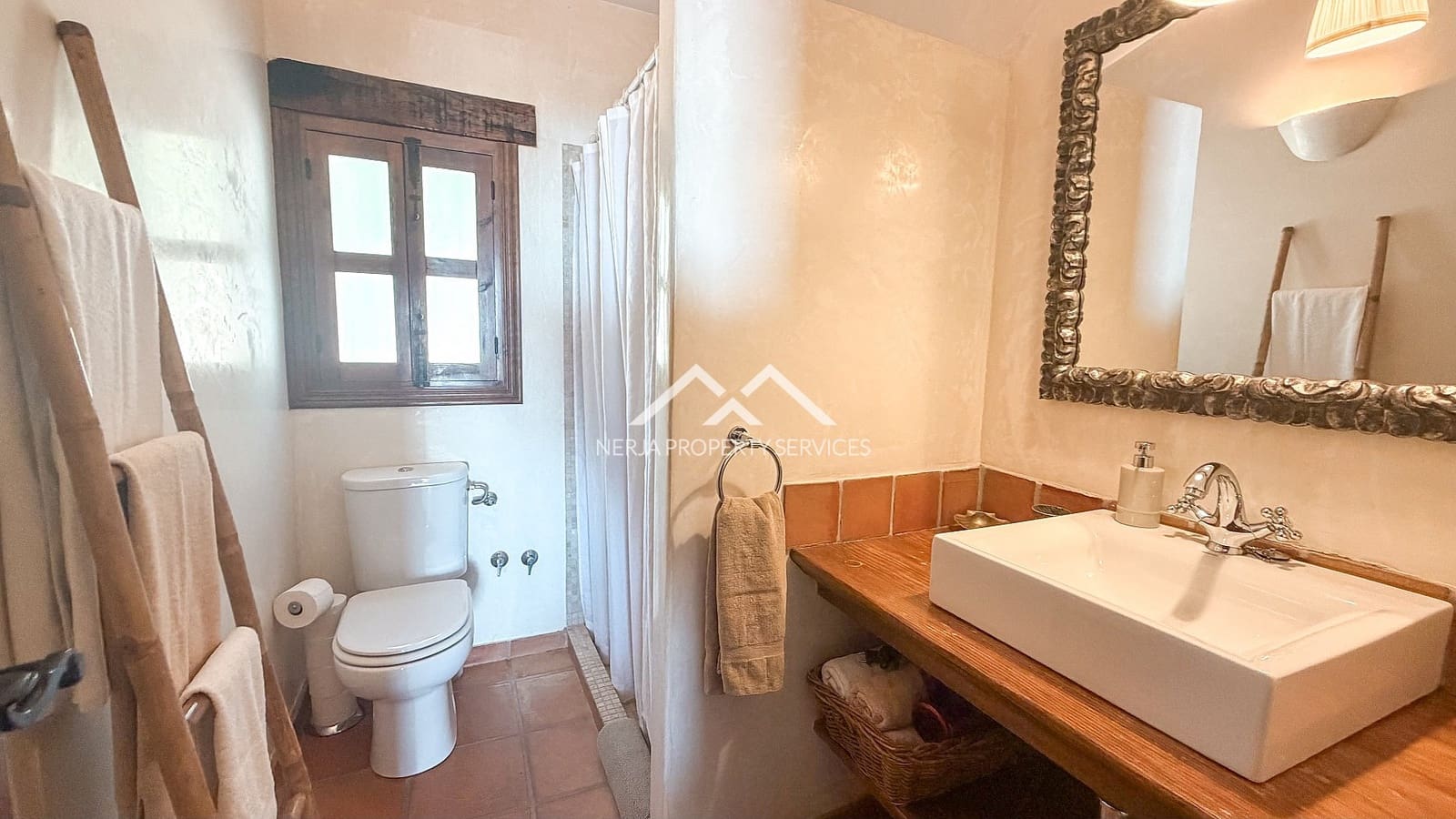 2 bedroom Townhouse for sale in Frigiliana with pool garage - € 699,000 (Ref: 9950729)