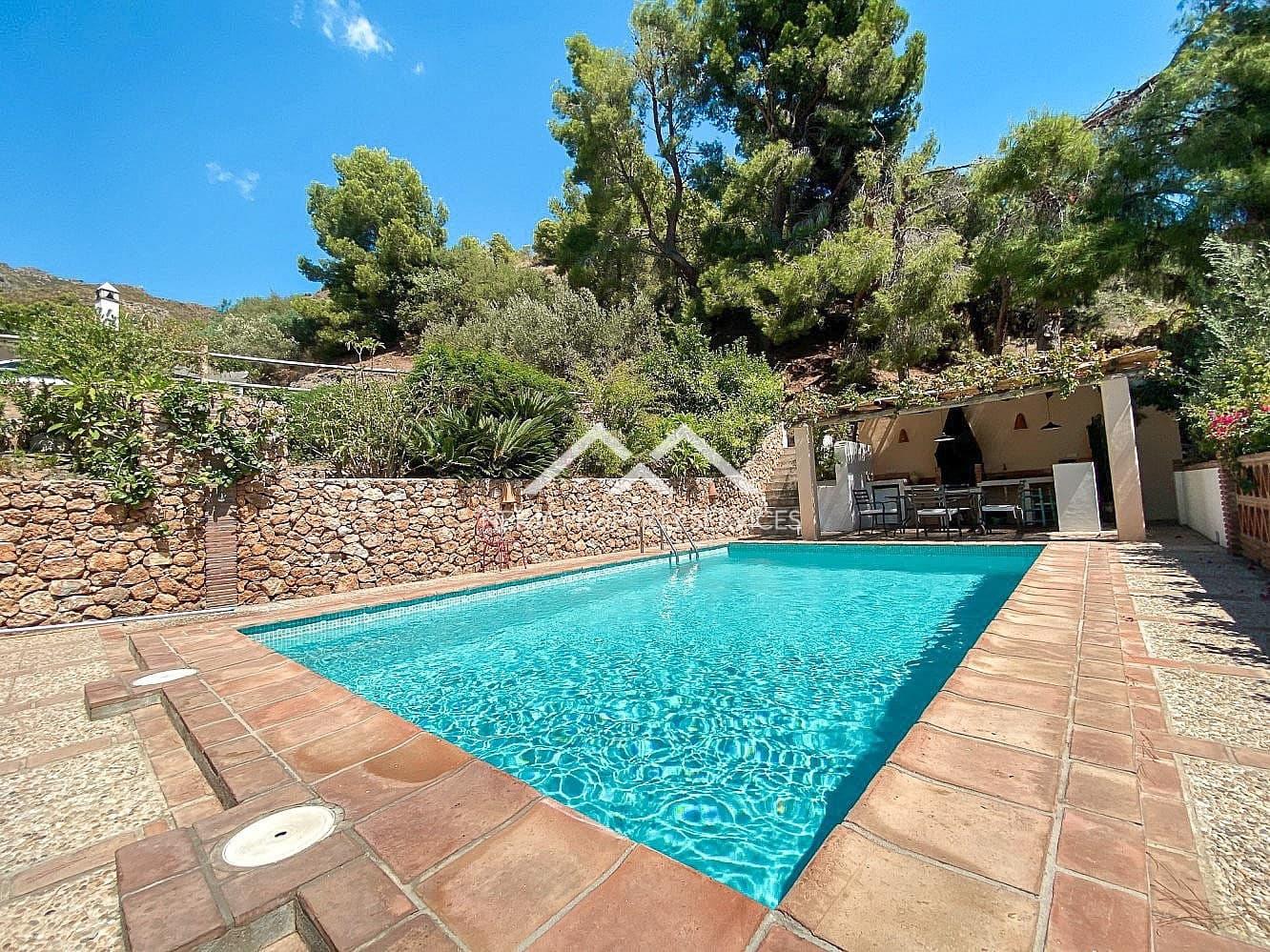 2 bedroom Townhouse for sale in Frigiliana with pool garage - € 699,000 (Ref: 9950729)