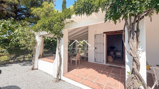 2 Zimmer Haus zu verkaufen in Frigiliana mit Pool Garage - 699.000 € (Ref: 9950729)