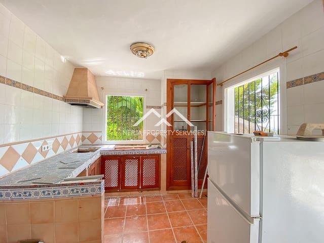 2 camera da letto Casa da affittare in Nerja con piscina garage - 1.350 € (Rif: 9971707)