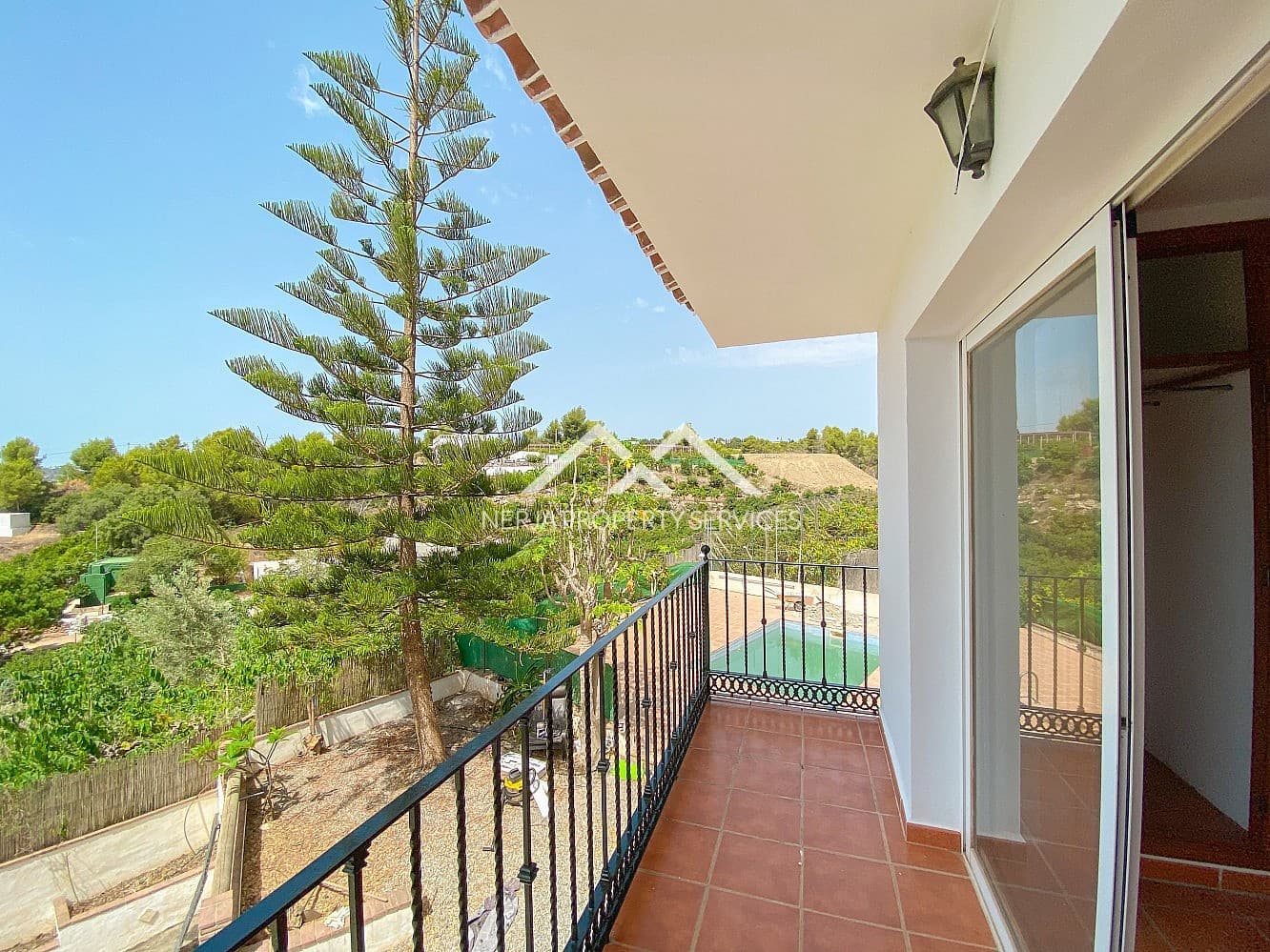 2 camera da letto Casa da affittare in Nerja con piscina garage - 1.350 € (Rif: 9971707)
