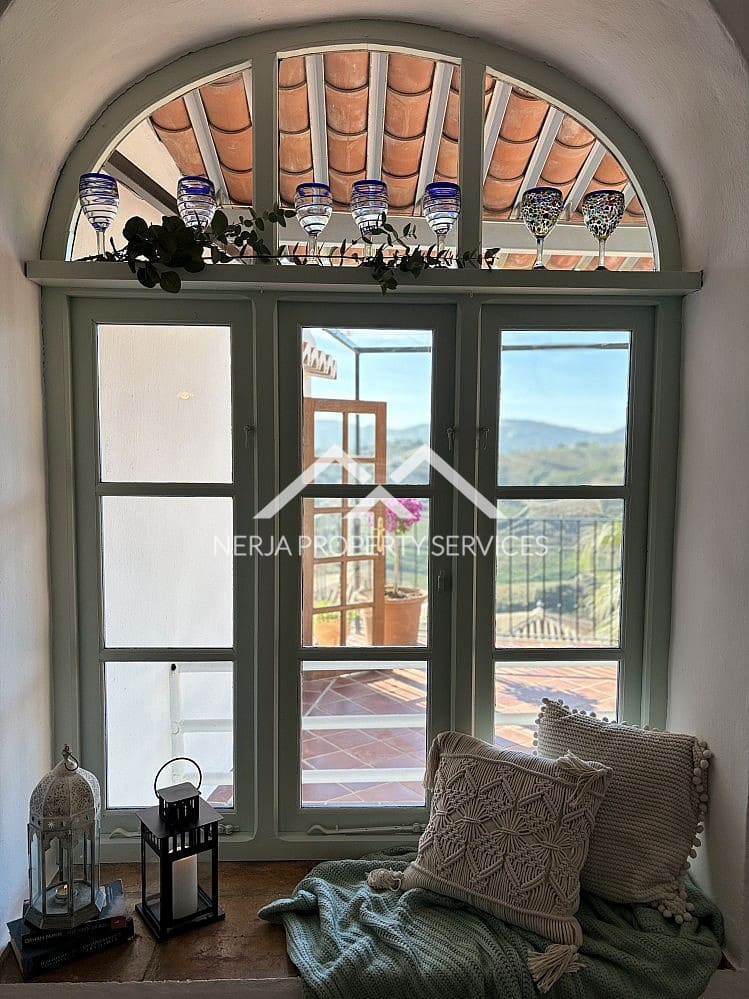 4 soveværelse Byhus til salg i Frigiliana - € 620.000 (Ref: 9985662)