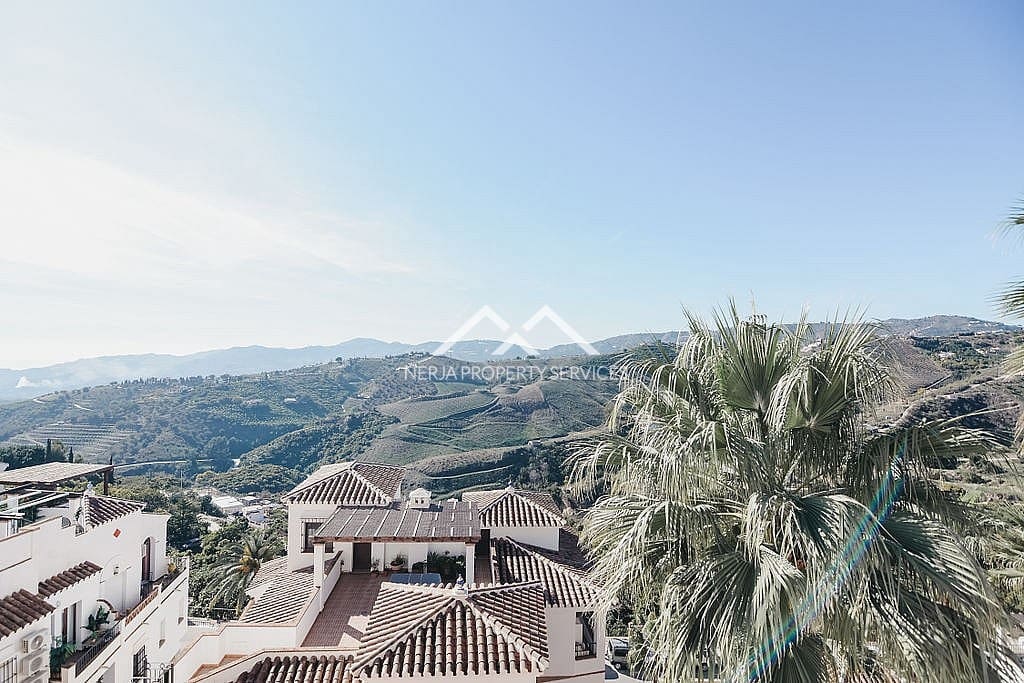 4 soveværelse Byhus til salg i Frigiliana - € 620.000 (Ref: 9985662)