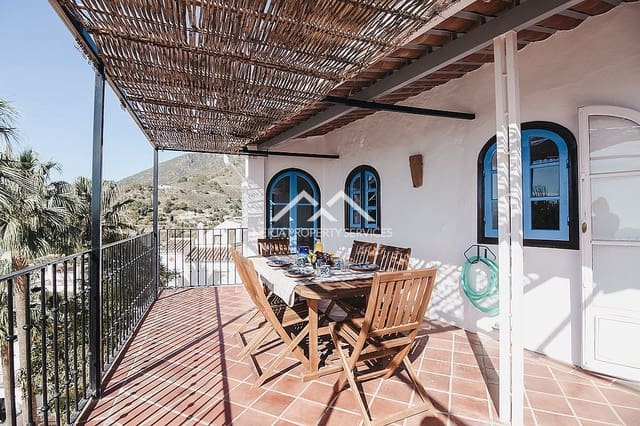 4 soveværelse Byhus til salg i Frigiliana - € 620.000 (Ref: 9985662)