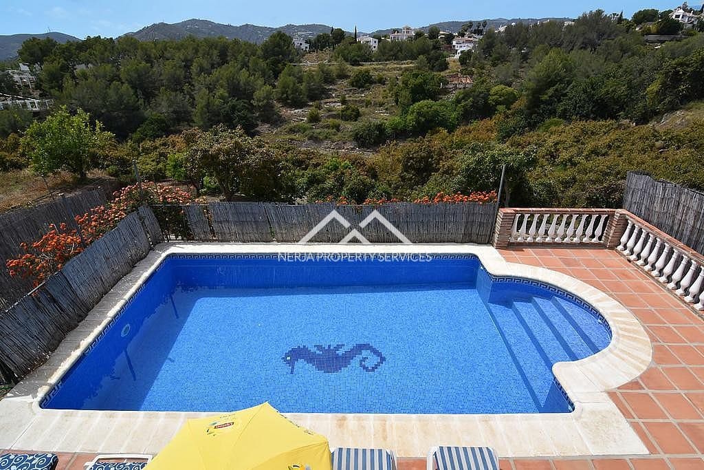 2 soveværelse Villa til leje i Frigiliana med swimmingpool garage - € 1.400 (Ref: 9987314)