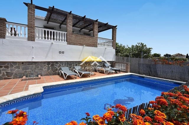 2 soveværelse Villa til leje i Frigiliana med swimmingpool garage - € 1.400 (Ref: 9987314)