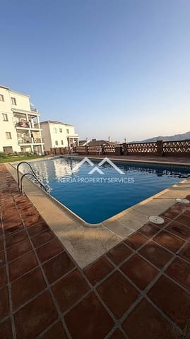1 quarto Apartamento para arrendar em Frigiliana com piscina - 600 € (Ref: 9996032)