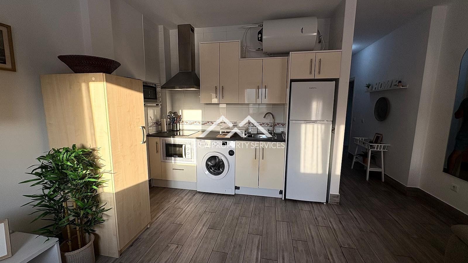 1 Zimmer Apartment zu vermieten in Frigiliana mit Pool - 600 € (Ref: 9996032)