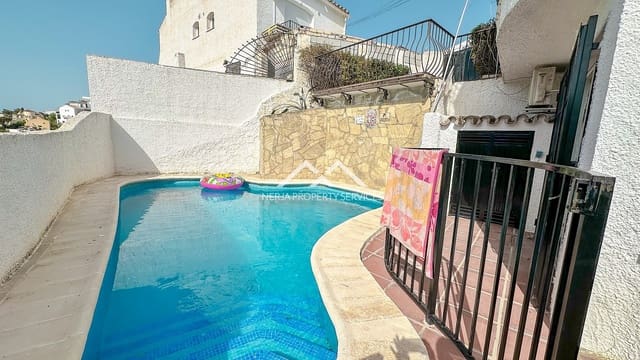 3 sovrum Villa till salu i Burriana, Nerja med pool - 690 000 € (Ref: 9996033)