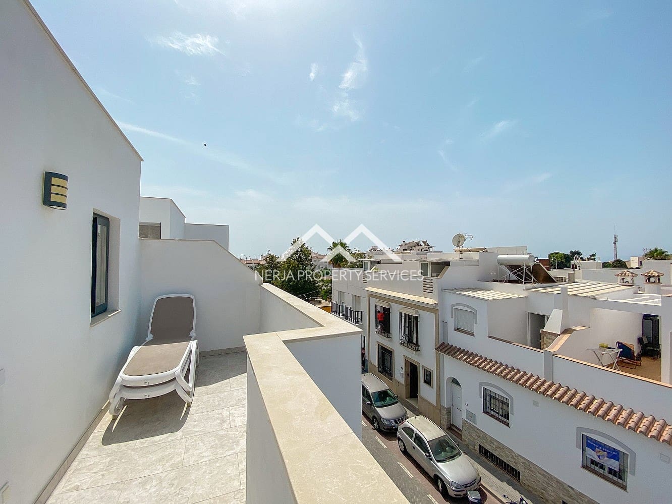 3 camera da letto Casa da affittare in Nerja con piscina - 2.300 € (Rif: 9996189)