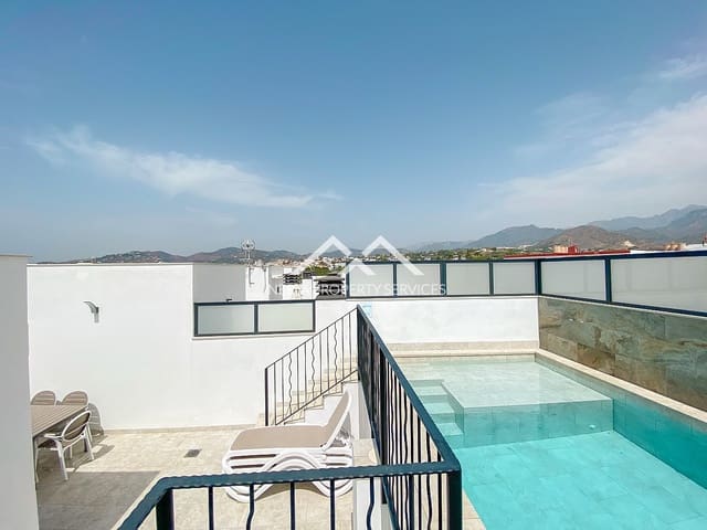3 camera da letto Casa da affittare in Avda Pescia - Ctra de Frigiliana, Nerja con piscina - 2.300 € (Rif: 9996189)