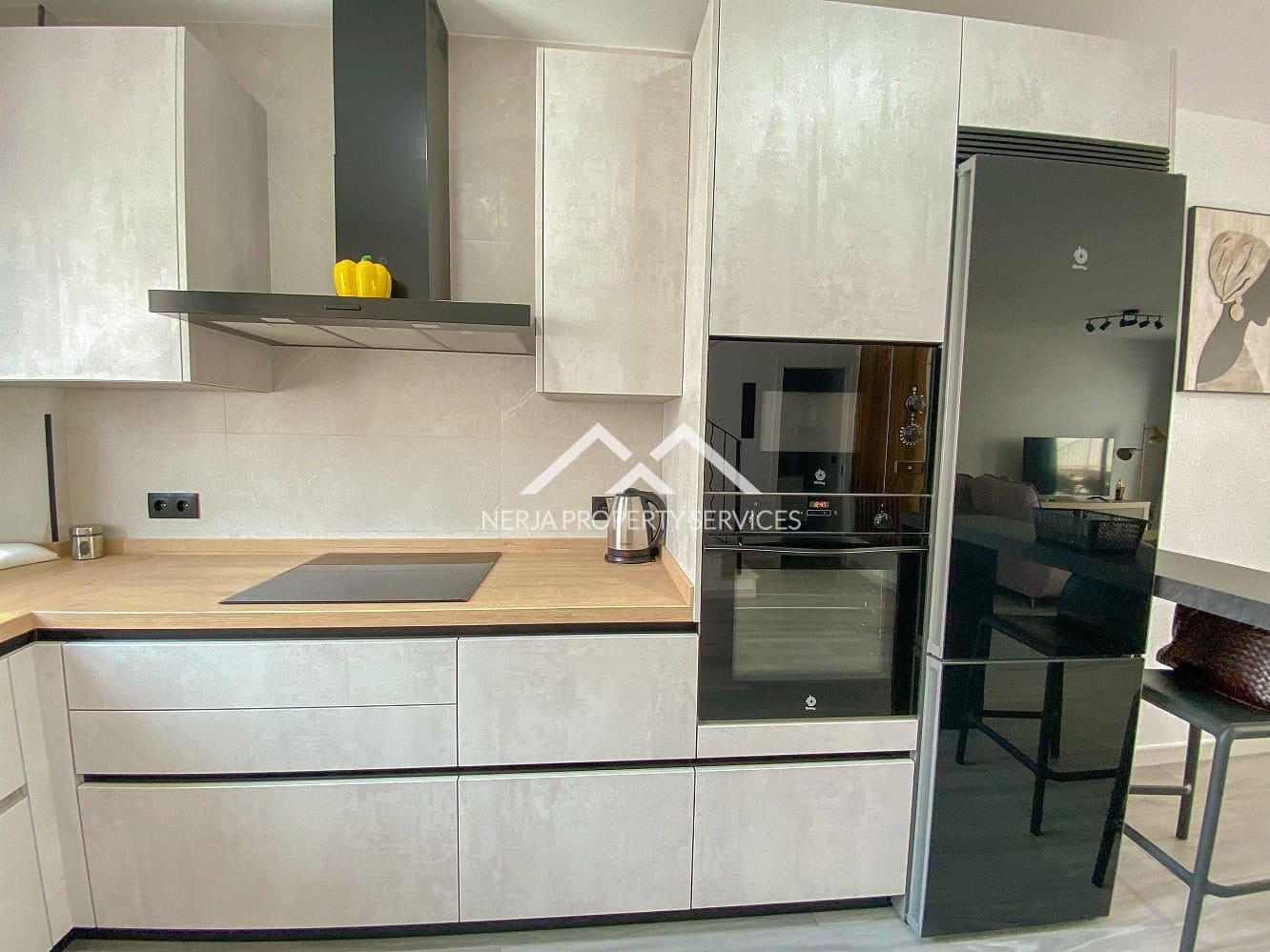 3 camera da letto Casa da affittare in Nerja con piscina - 2.300 € (Rif: 9996189)