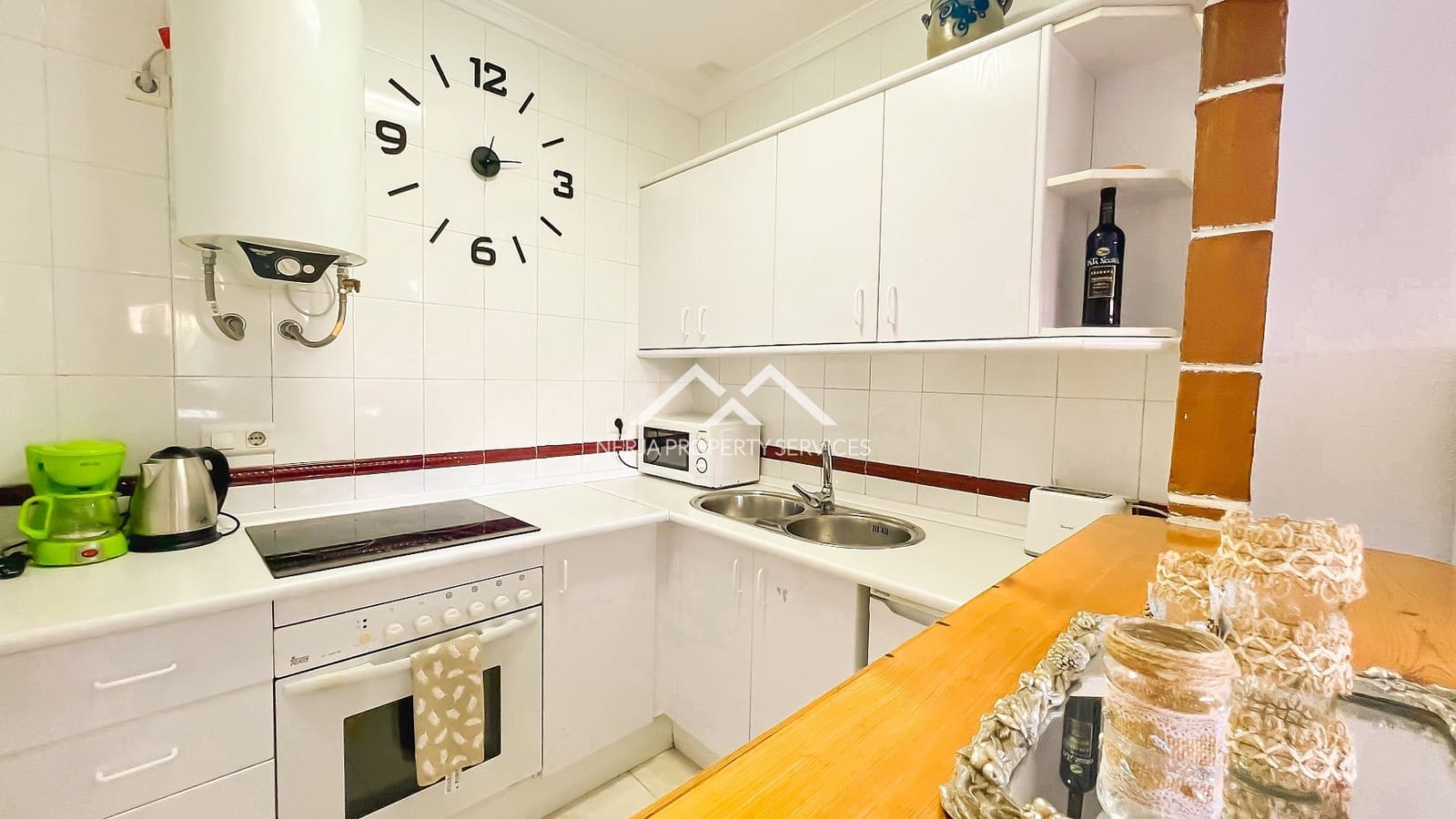 2 soverom Leilighet til salgs i Nerja med svømmebasseng - € 265 000 (Ref: 9997505)