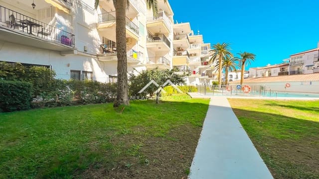 2 soverom Leilighet til salgs i Centro, Nerja med svømmebasseng - € 265 000 (Ref: 9997505)