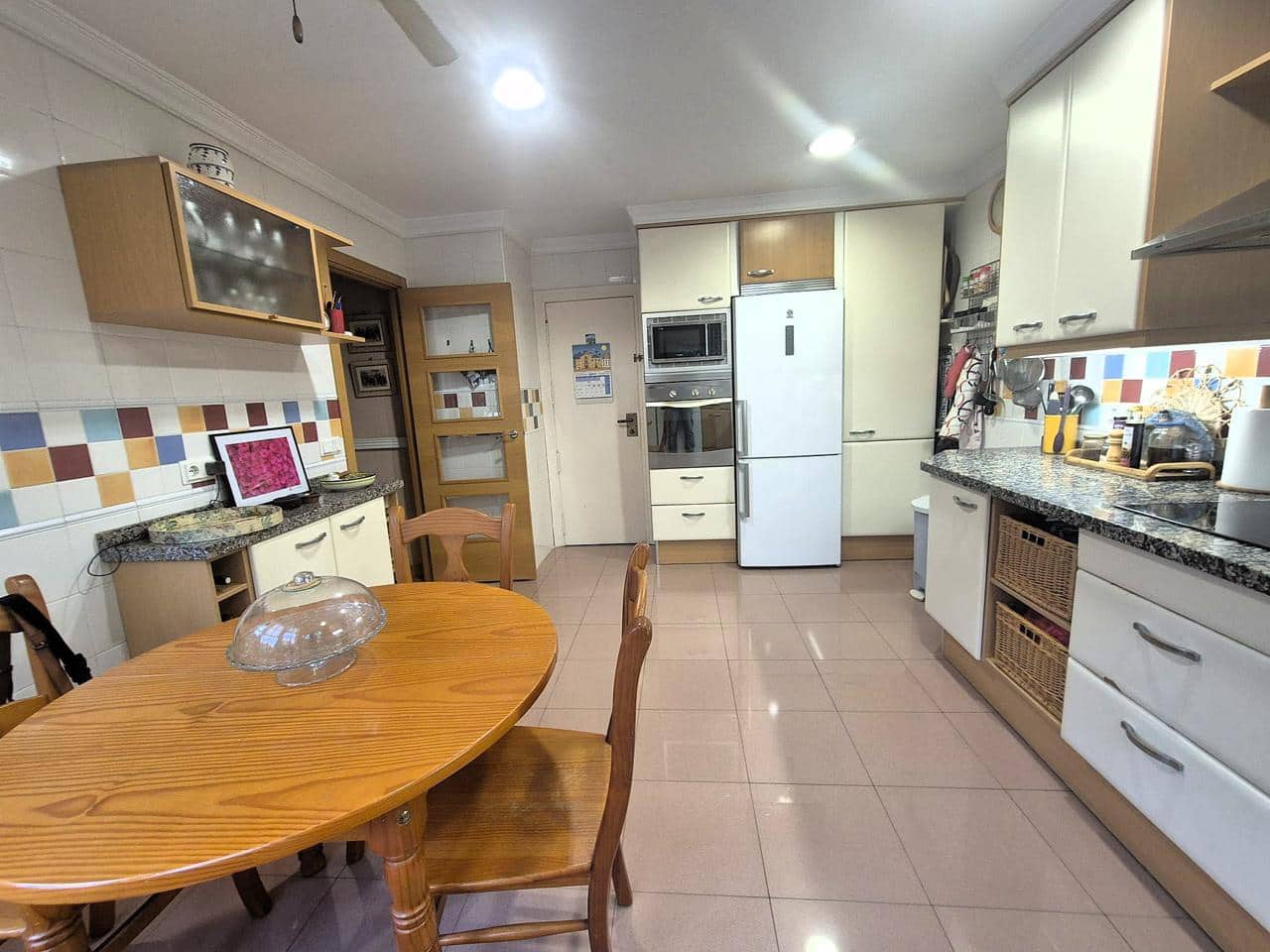 5 soverom Villa til salgs i Alicante by med svømmebasseng garasje - € 730 000 (Ref: 10008166)