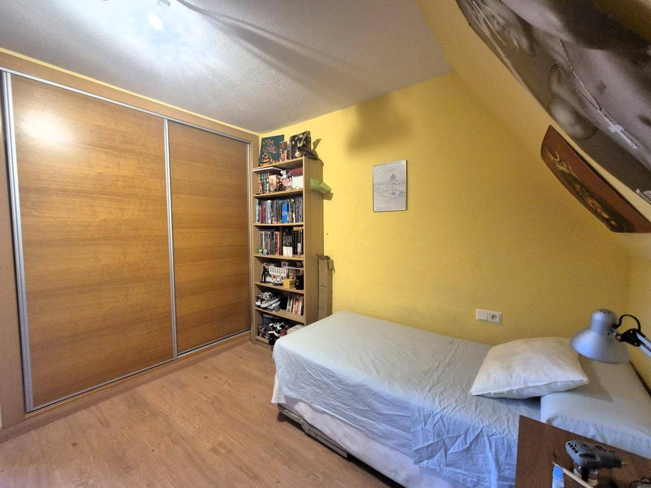 5 soverom Villa til salgs i Alicante by med svømmebasseng garasje - € 730 000 (Ref: 10008166)