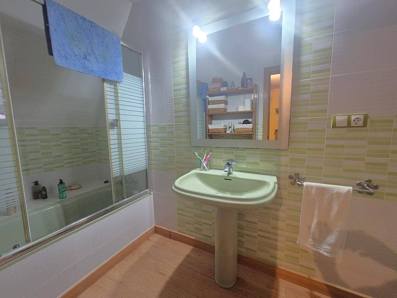 5 soverom Villa til salgs i Alicante by med svømmebasseng garasje - € 730 000 (Ref: 10008166)