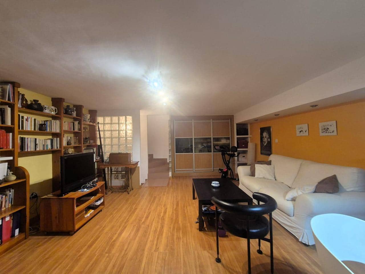 5 soverom Villa til salgs i Alicante by med svømmebasseng garasje - € 730 000 (Ref: 10008166)