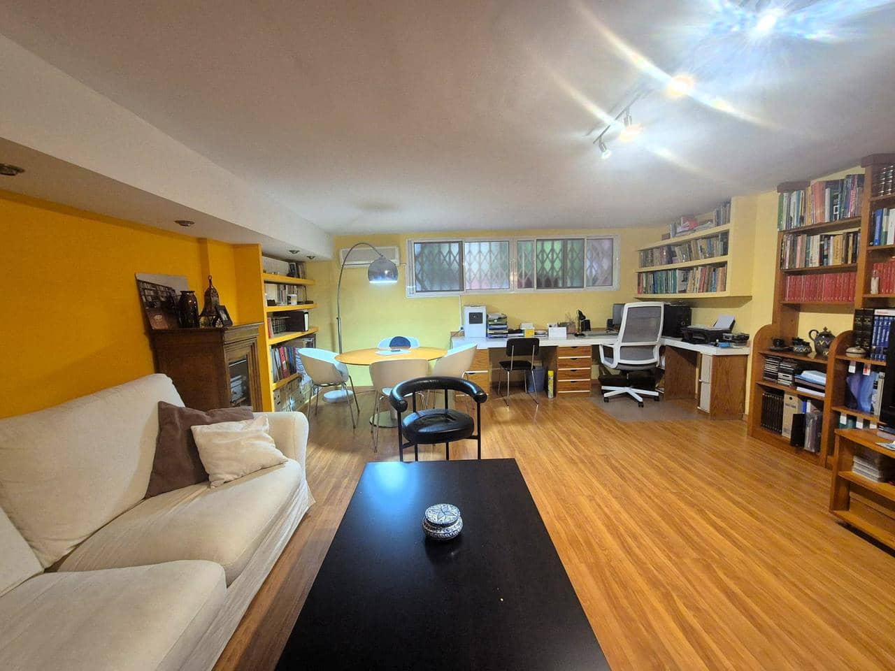 5 soverom Villa til salgs i Alicante by med svømmebasseng garasje - € 730 000 (Ref: 10008166)