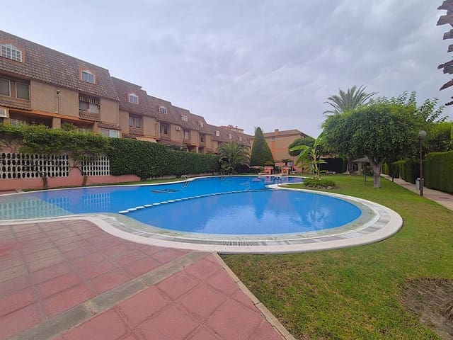 5 soverom Villa til salgs i Cabo de las Huertas, Alicante by med svømmebasseng garasje - € 730 000 (Ref: 10008166)