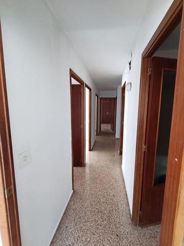 4 soveværelse Lejlighed til salg i Benalúa, Alicante by med garage - € 249.000 (Ref: 10009715)