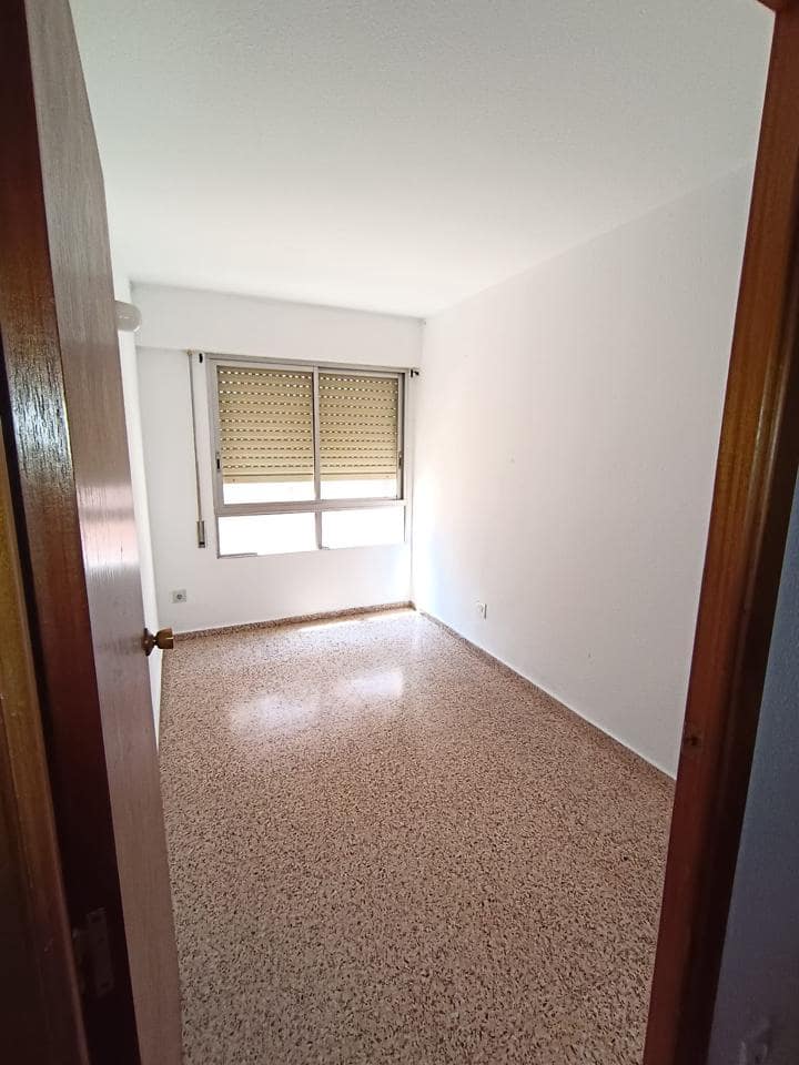 4 Zimmer Wohnung zu verkaufen in Alicante / Alacant Stadt mit Garage - 249.000 € (Ref: 10009715)