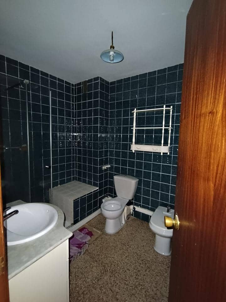 4 Zimmer Wohnung zu verkaufen in Alicante / Alacant Stadt mit Garage - 249.000 € (Ref: 10009715)