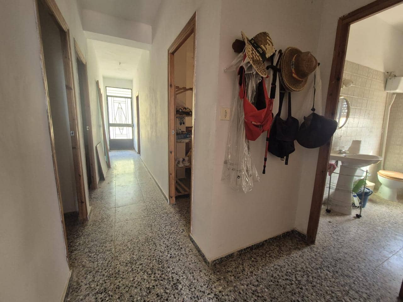 4 sypialnia Finka/Dom wiejski na sprzedaż w Onil z basenem garażem - 250 000 € (Ref: 10014242)