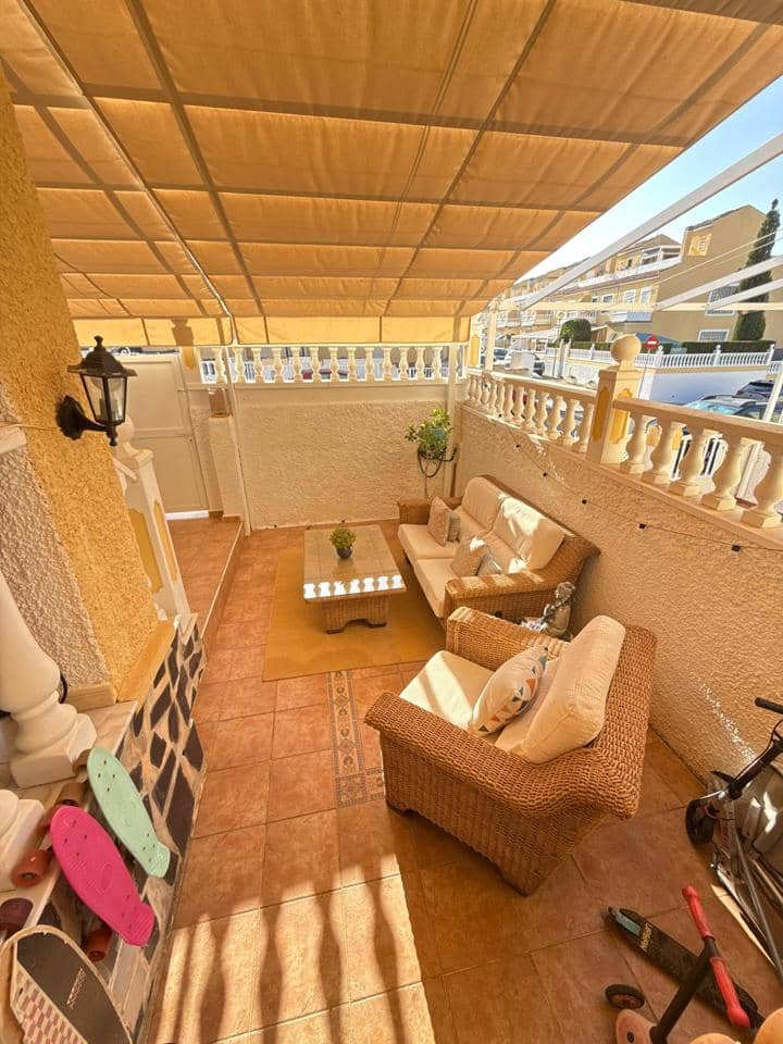 2 sypialnia Willa na sprzedaż w Gran Alacant z basenem garażem - 319 000 € (Ref: 10014655)