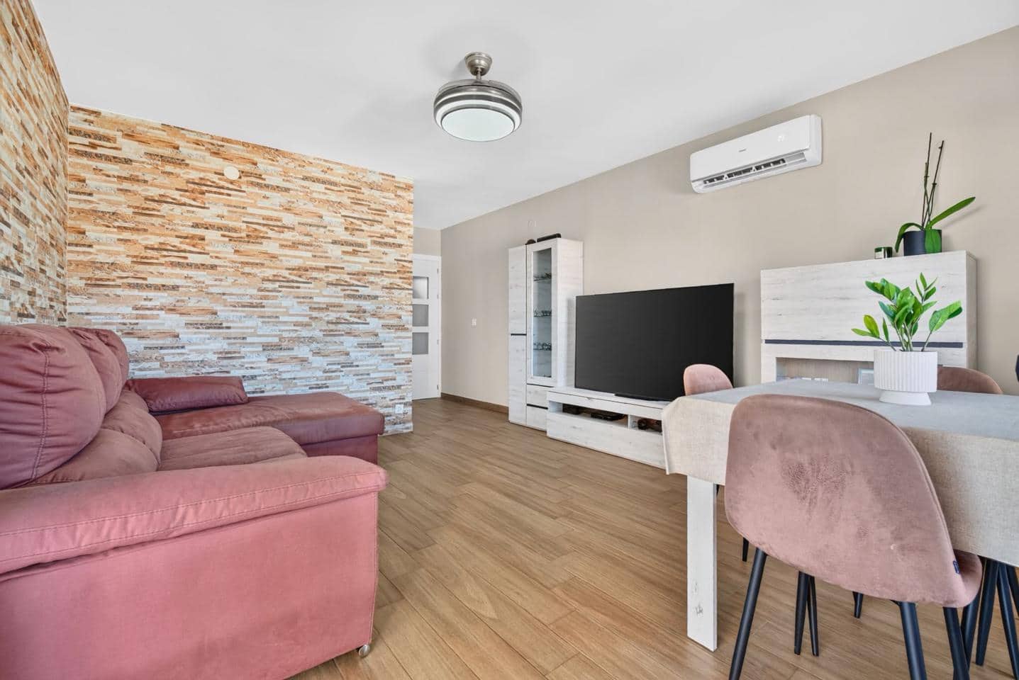 3 bedroom Flat for sale in El Campello with pool garage - € 389,000 (Ref: 10014863)
