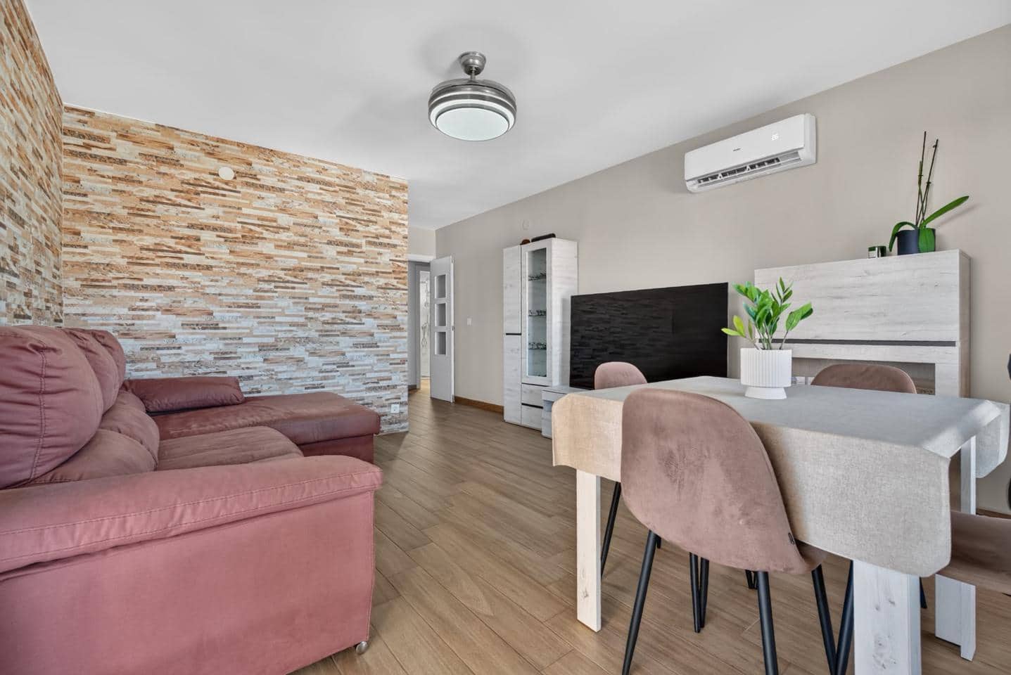3 bedroom Flat for sale in El Campello with pool garage - € 389,000 (Ref: 10014863)