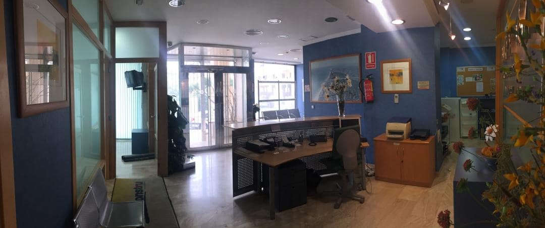Negocio de 5 habitaciones en Guardamar del Segura en venta - 425.000 € (Ref: 10027557)