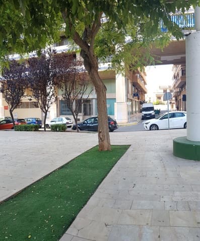 Negocio de 5 habitaciones en Guardamar Playa, Guardamar del Segura en venta - 425.000 € (Ref: 10027557)