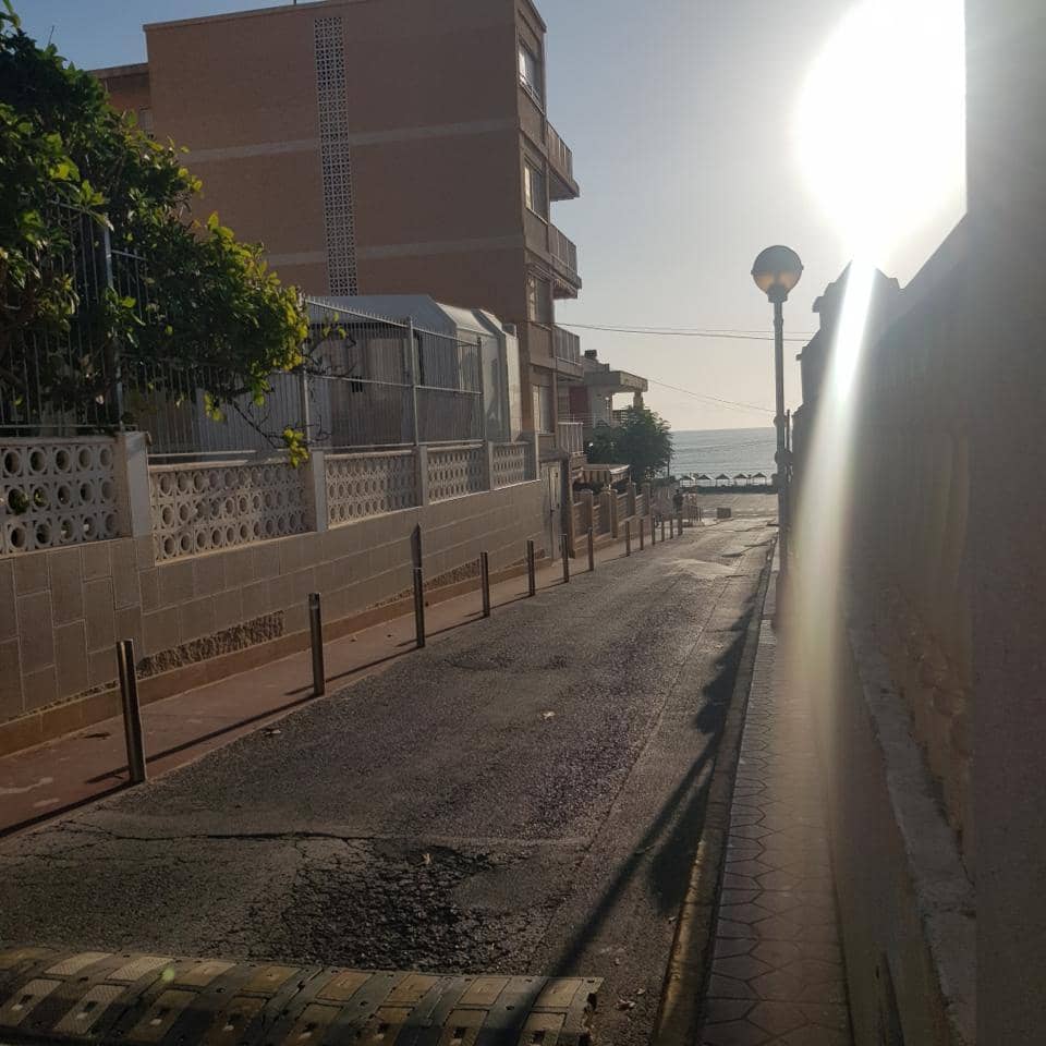 Negocio de 5 habitaciones en Guardamar del Segura en venta - 425.000 € (Ref: 10027557)