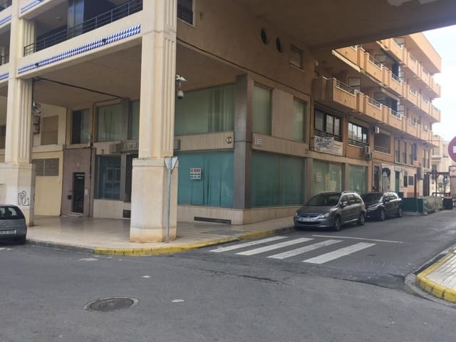 Negocio de 5 habitaciones en Guardamar Playa, Guardamar del Segura en venta - 425.000 € (Ref: 10027557)