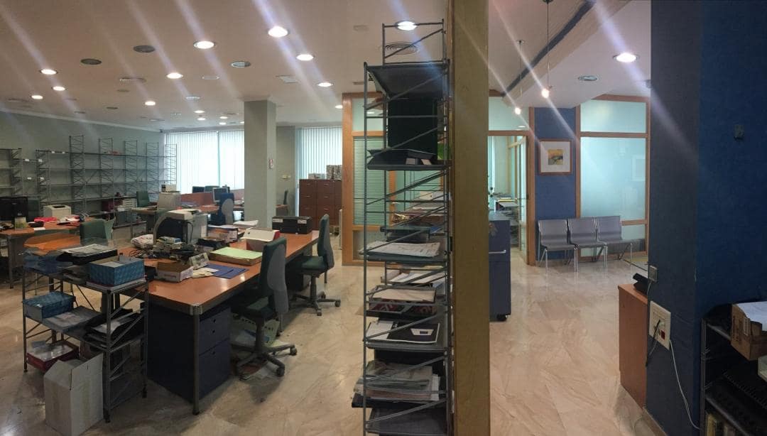 Negocio de 5 habitaciones en Guardamar del Segura en venta - 425.000 € (Ref: 10027557)