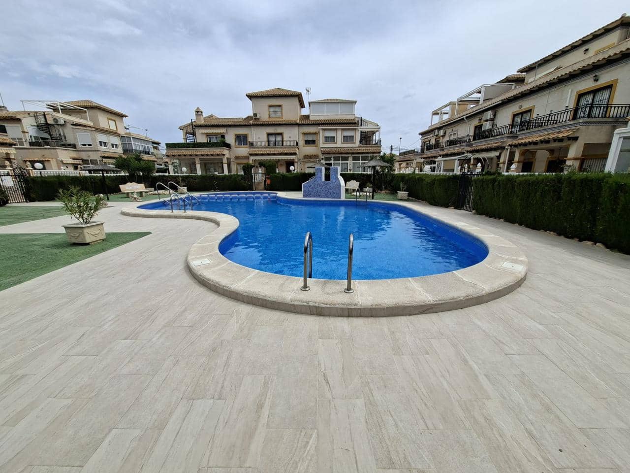 2 sypialnia Willa na sprzedaż w Orihuela z basenem - 169 000 € (Ref: 10027573)