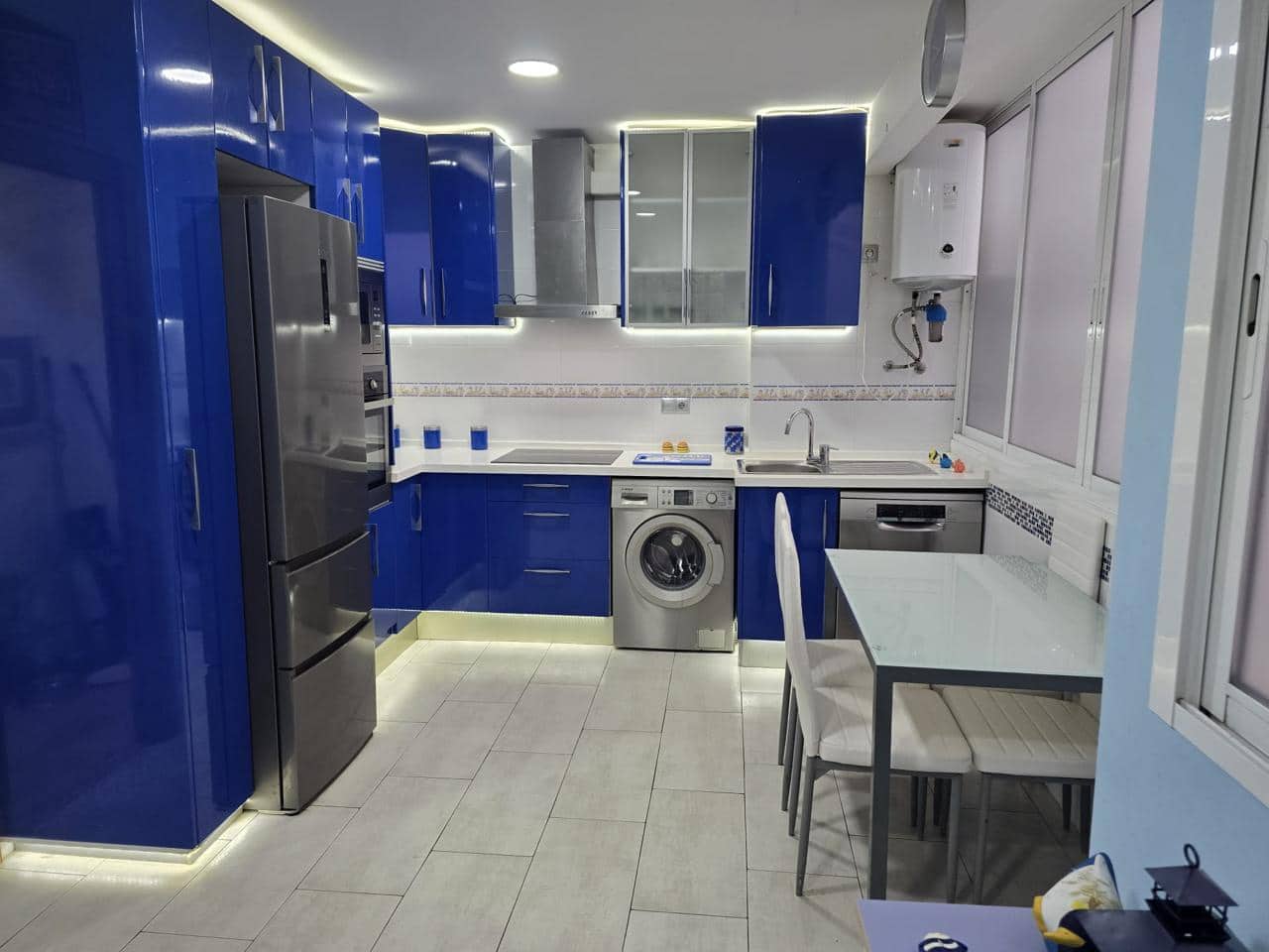 4 Zimmer Wohnung zu verkaufen in Alicante / Alacant Stadt - 415.000 € (Ref: 10041991)