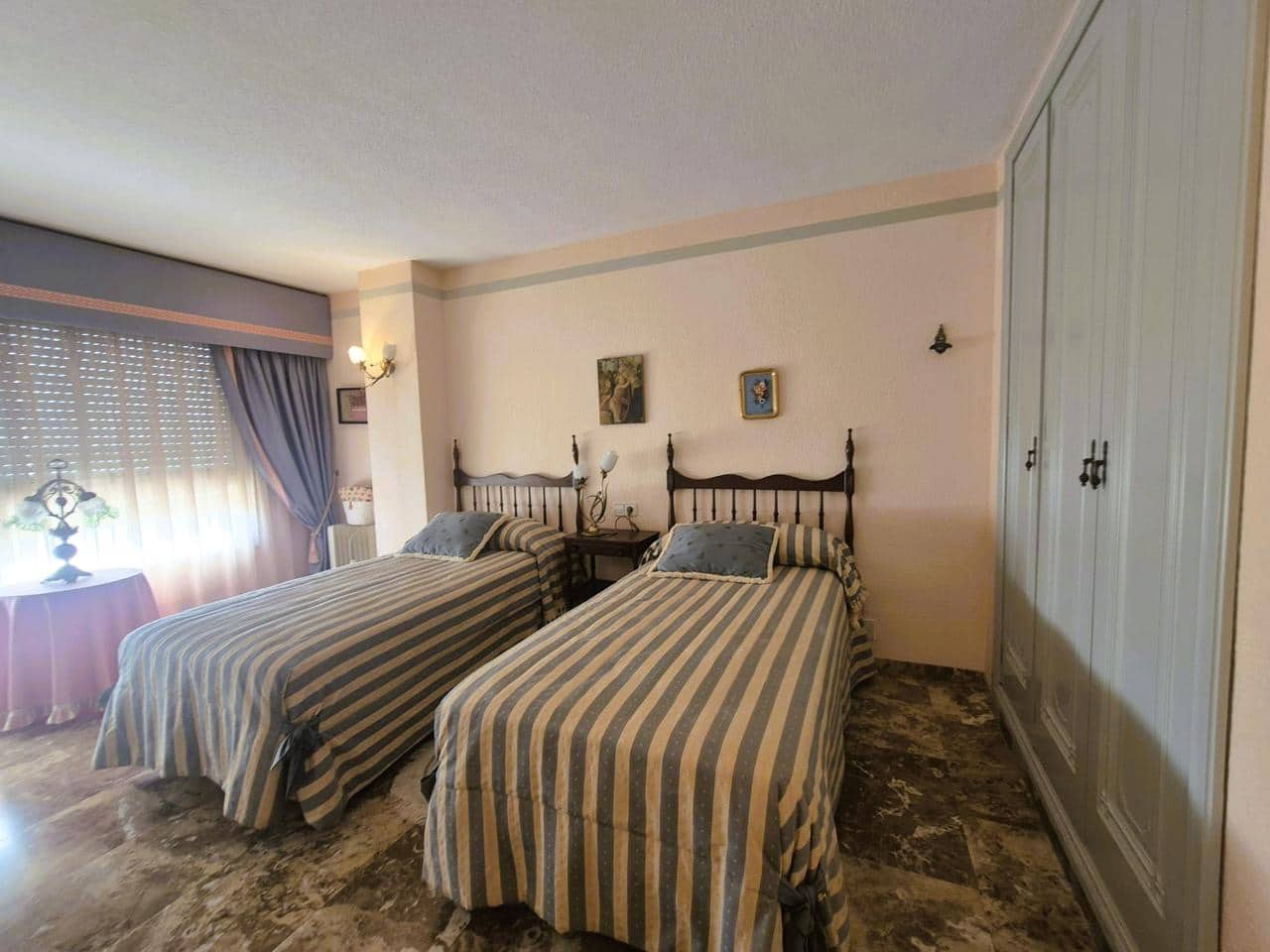 4 soveværelse Lejlighed til salg i Alicante by med swimmingpool garage - € 620.000 (Ref: 10054486)