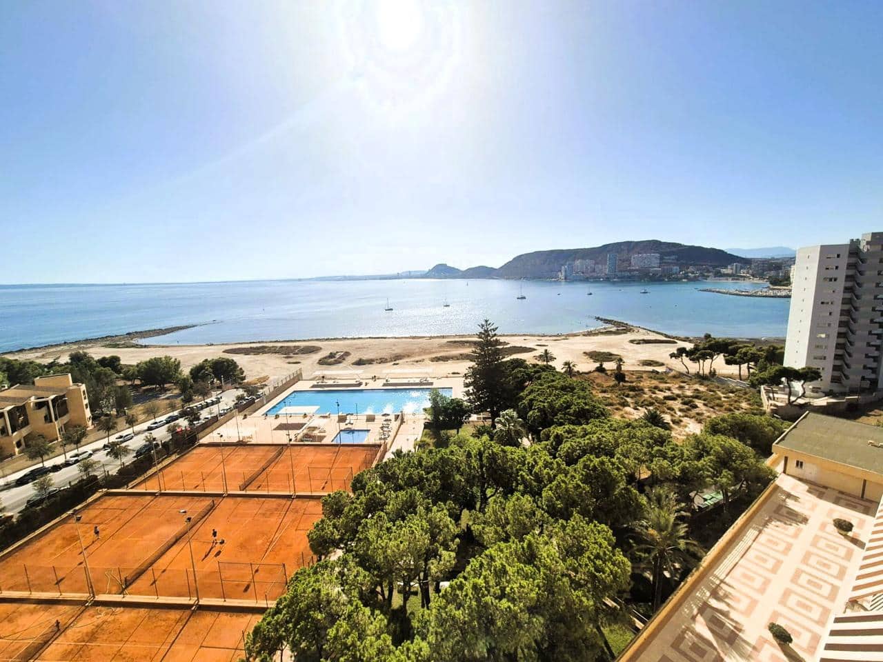 4 soveværelse Lejlighed til salg i Alicante by med swimmingpool garage - € 620.000 (Ref: 10054486)
