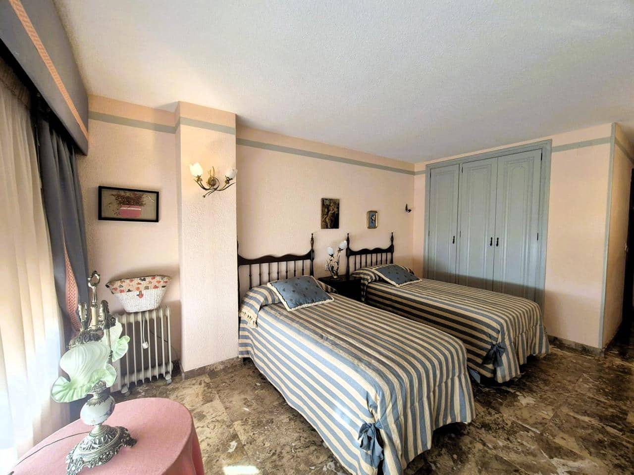 4 soveværelse Lejlighed til salg i Alicante by med swimmingpool garage - € 620.000 (Ref: 10054486)