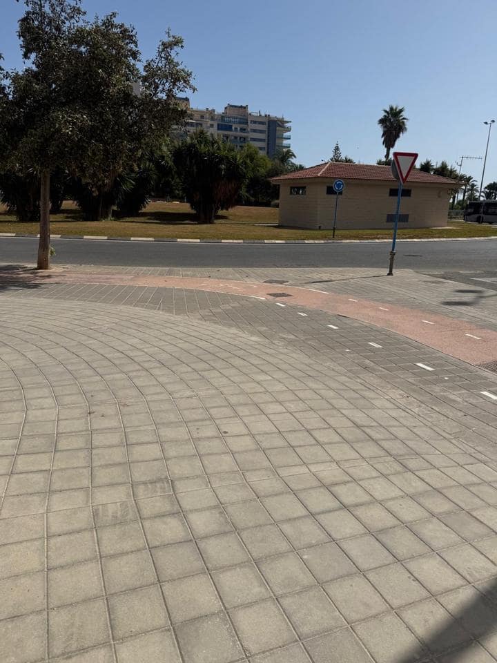 3 sypialnia Biznes do wynajęcia w Miasto Alicante / Alacant - 3 200 € (Ref: 10076934)