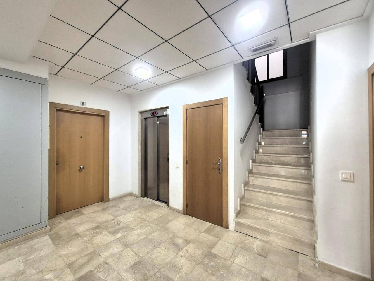 2 sovrum Lägenhet till salu i Guardamar del Segura med garage - 190 000 € (Ref: 10101081)